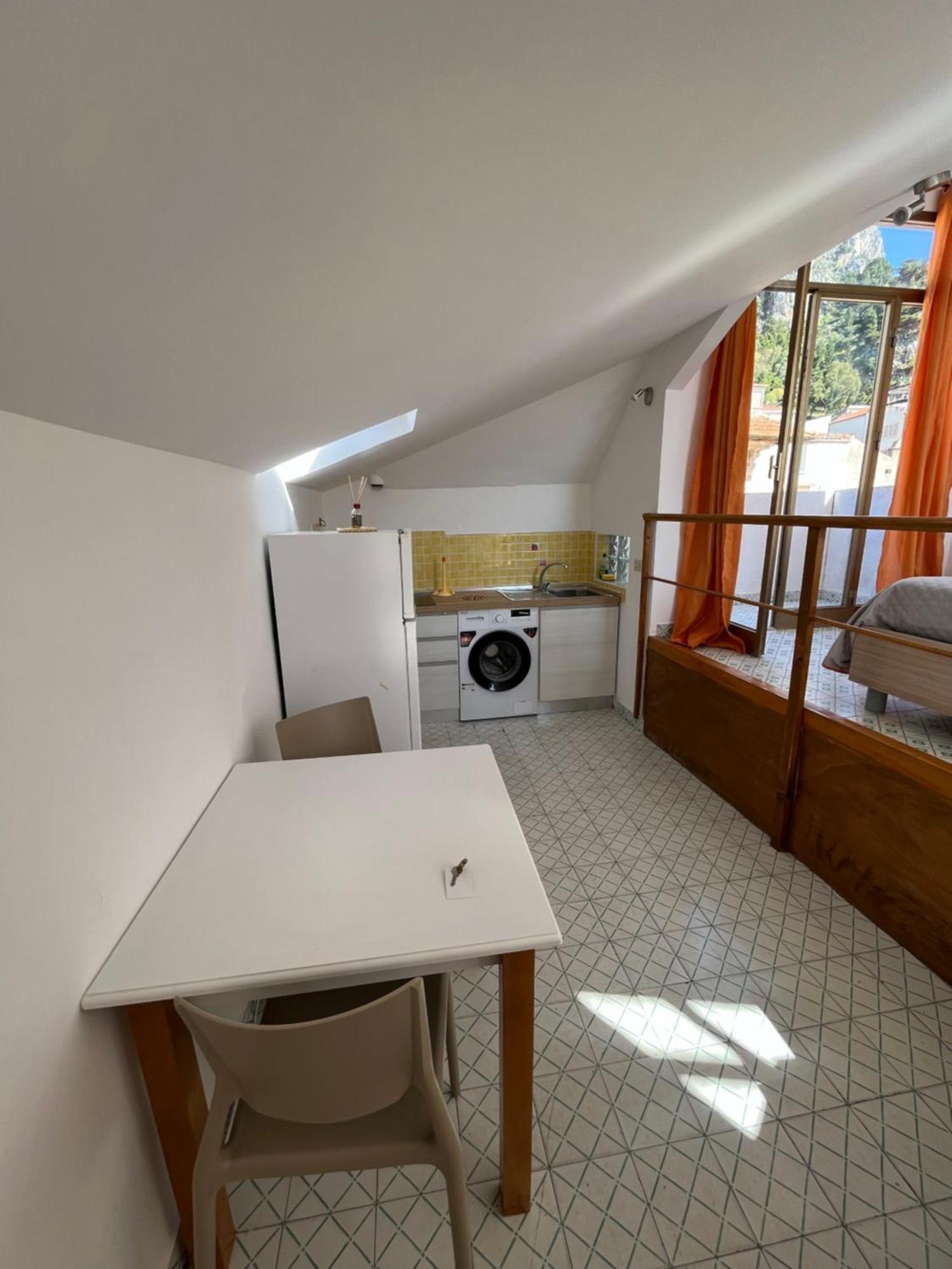 Window On The Sunset Apartment Cefalu Bagian luar foto