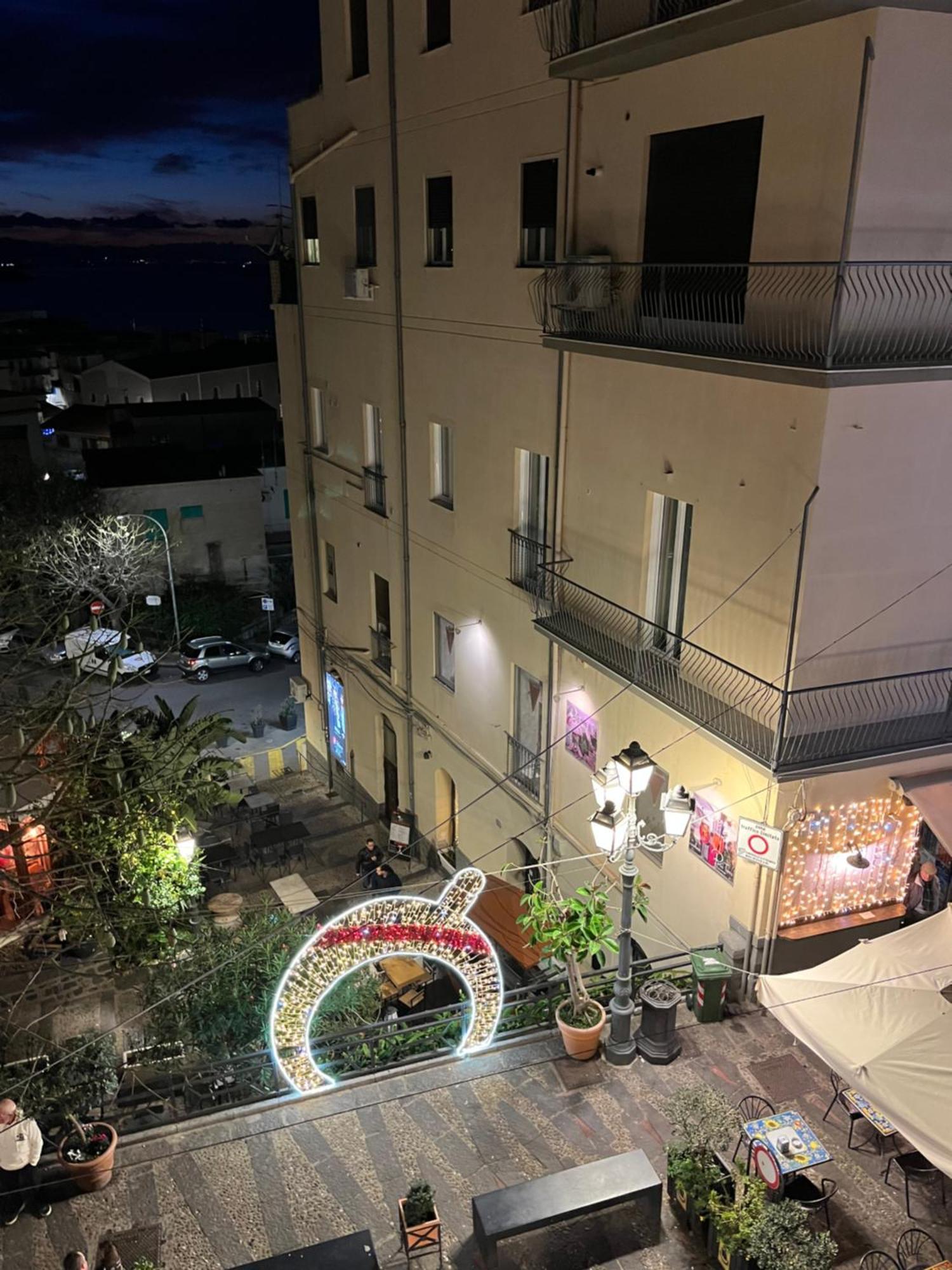 Window On The Sunset Apartment Cefalu Bagian luar foto
